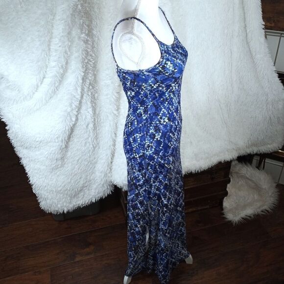 FIRE BLUE, BLACK, & WHITE STRE5CH SHEER MESH MAXI DRESS SZ.XS EUC - Picture 5 of 8